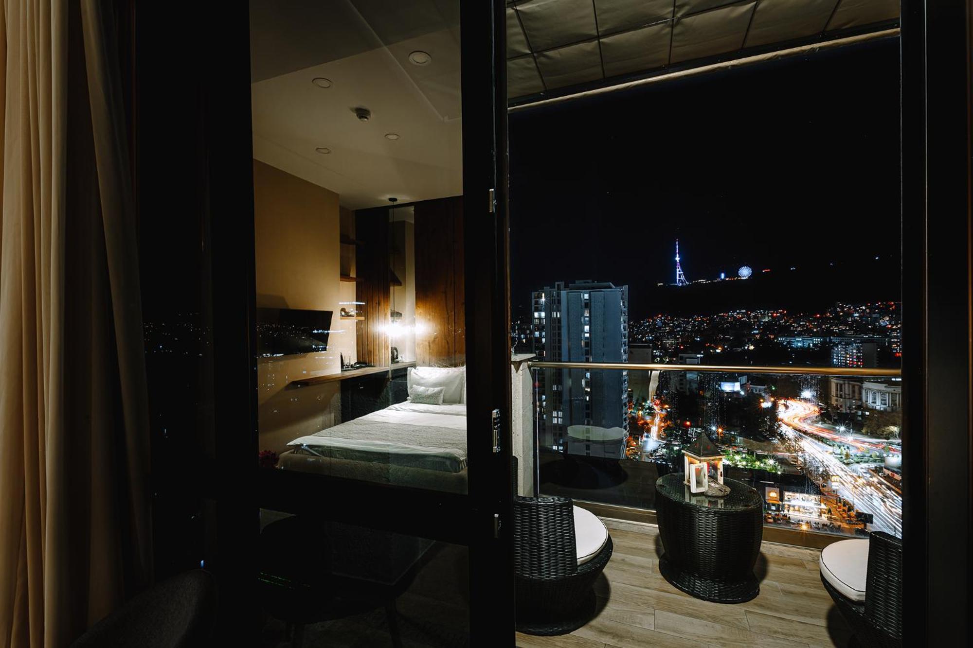 Hotel Sky Station 트빌리시 외부 사진