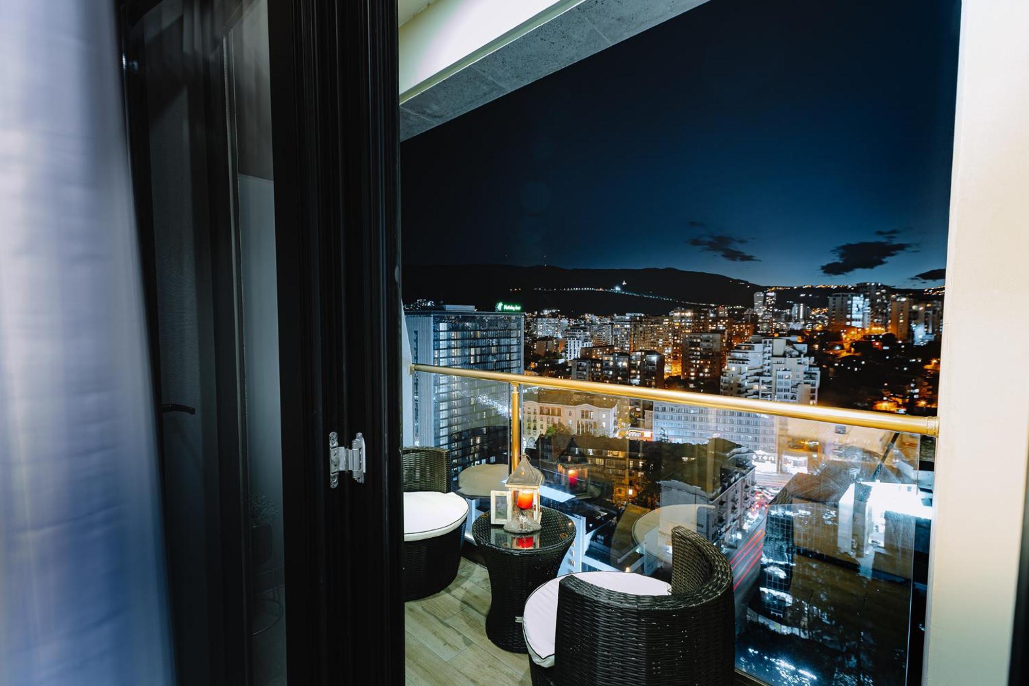 Hotel Sky Station 트빌리시 외부 사진