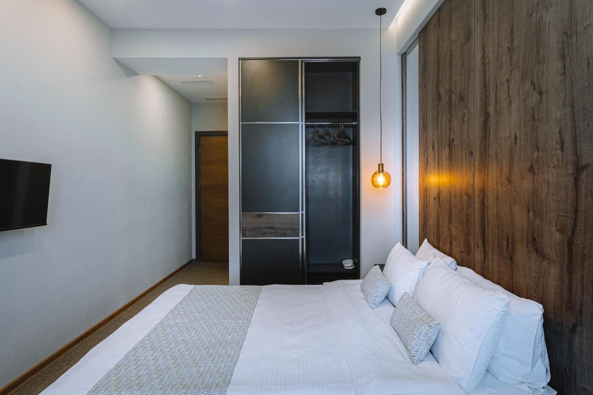 Hotel Sky Station 트빌리시 외부 사진